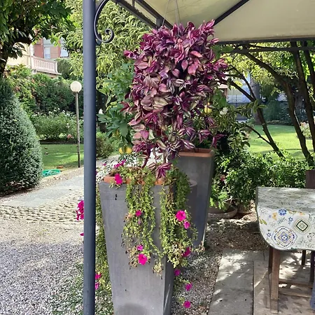 Il Villino Della Duchessa Panzió 4*